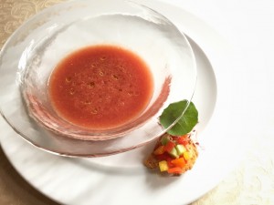 トマトのスープ ガスパチョ　シェフスタイル（写真はディナー用）